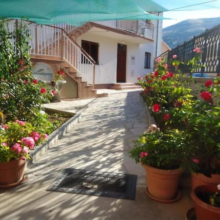 Cheap House Near The Center Of The City Mostar Exterior foto