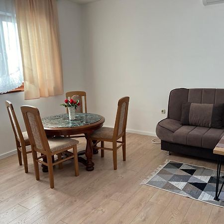 Cheap House Near The Center Of The City Mostar Exterior foto